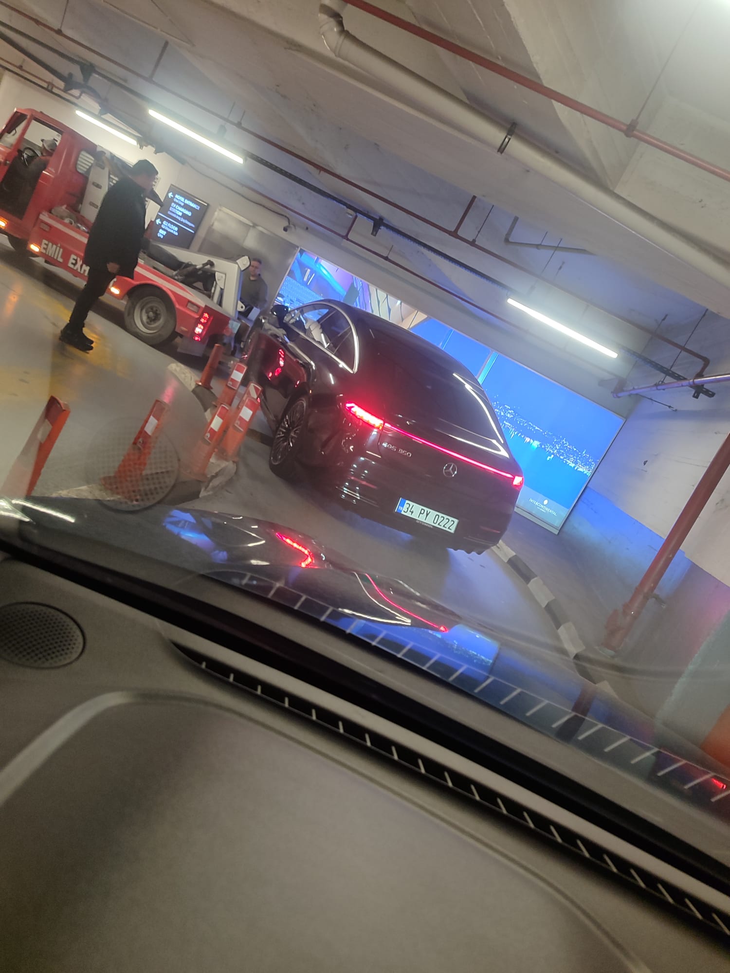 Danacıoğlu Oto Çekici Hizmet Görseli 56 - Spor Otomobil Kapalı Otopark